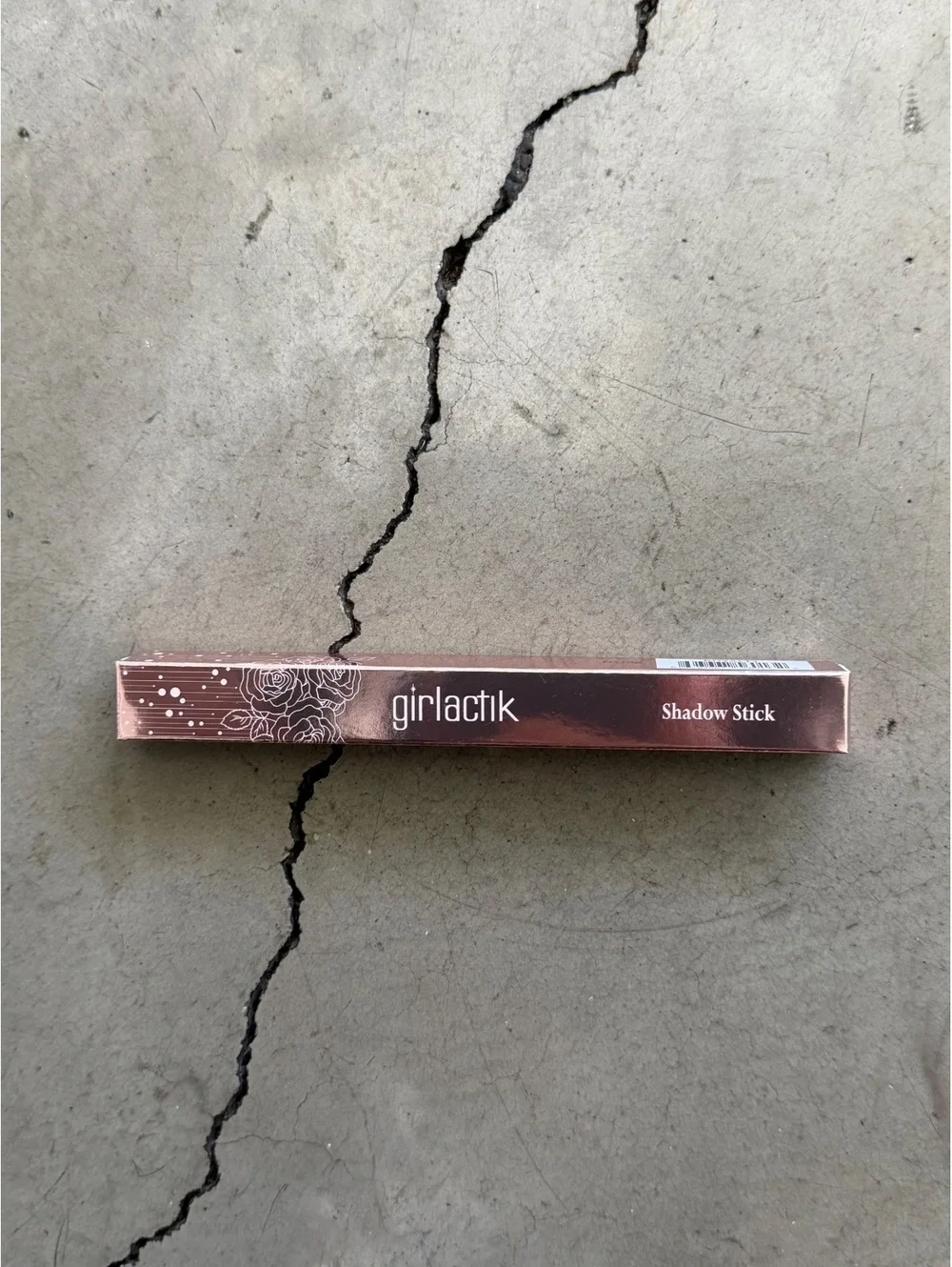 Girlactik / Shadow Stick Cream Eyeshadow / Royalty Purple